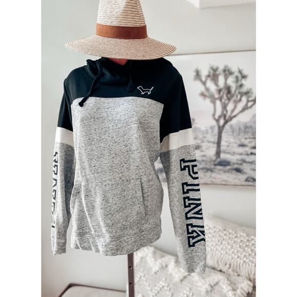 Victoria’s Secret PINK Cozy Weekend Wanders graphic hoodie sweatshirt pullover - Picture 1 of 3